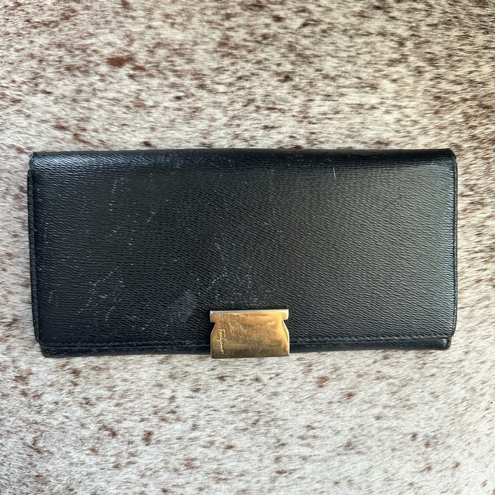Sergio Ferragamo vintage Elegant Black Wallet with Gold Accent